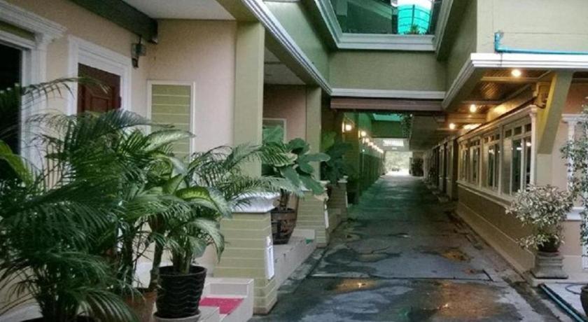 Kacha Resort Bangkok Exterior foto